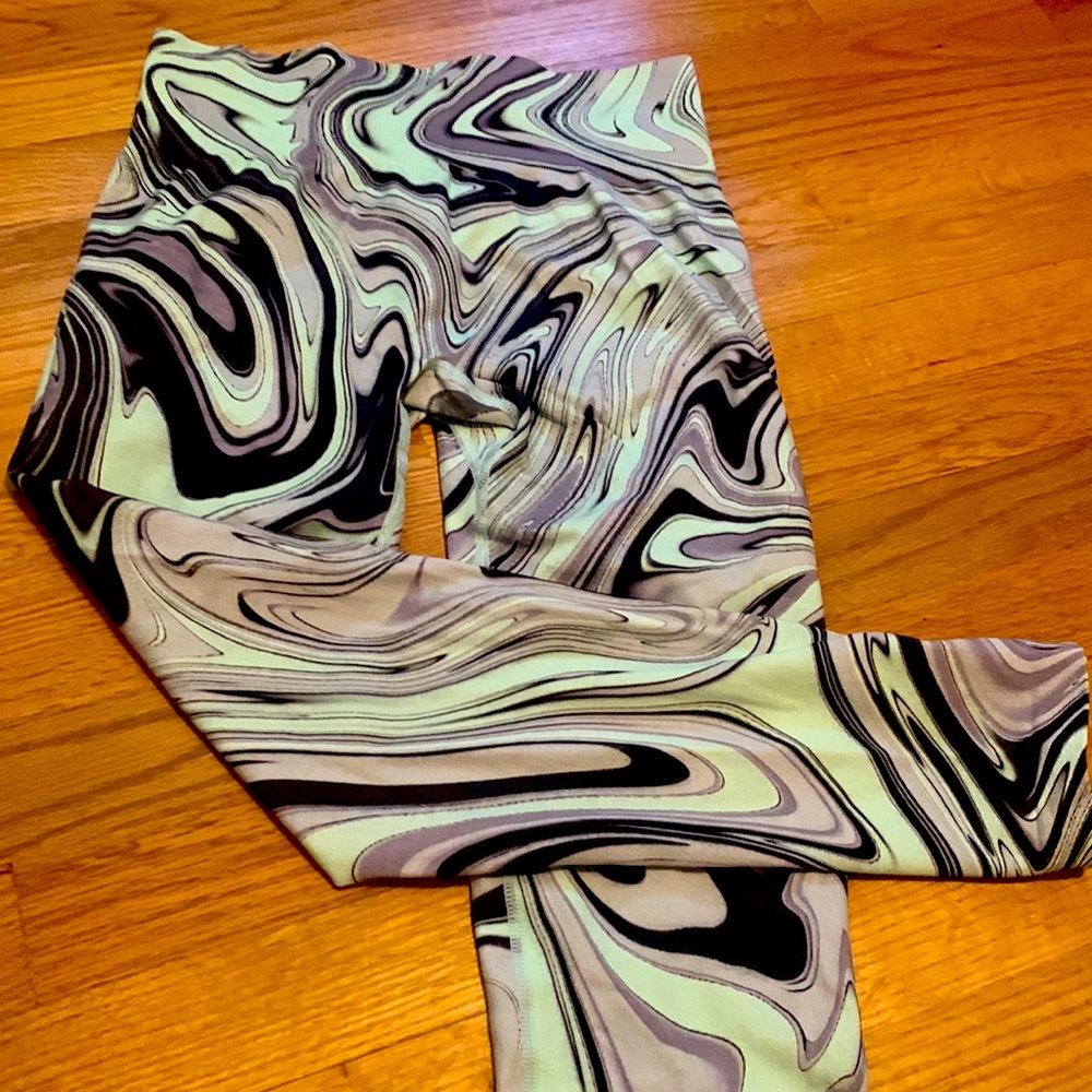 Light green/teal, black & grey leggings. medium. Perfect condition. Never worn.